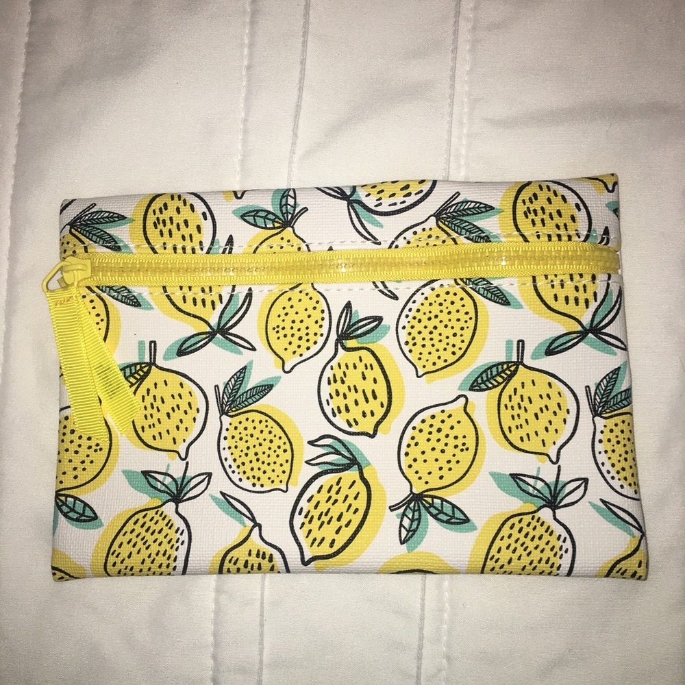 IPSY Bag - perfect for makeup, toiletries, travel!